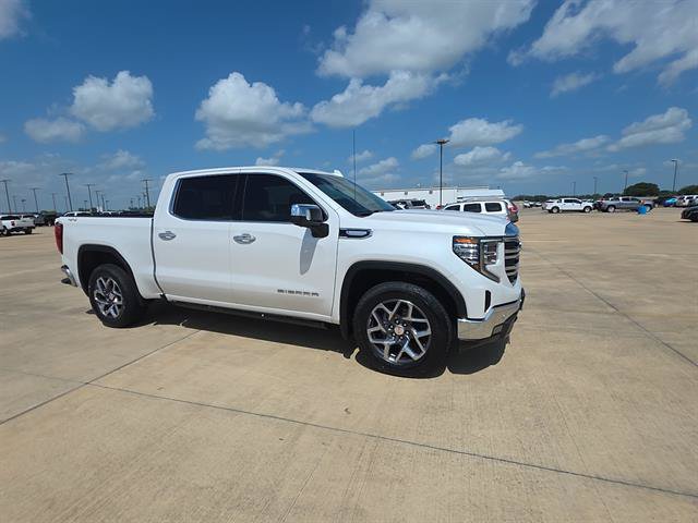 Used 2022 GMC Sierra 1500 SLT AWD/4WD image 5