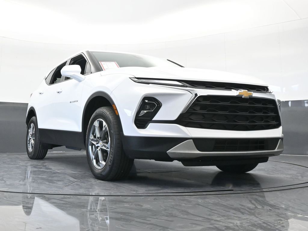 Used 2024 Chevrolet Blazer LT image 60