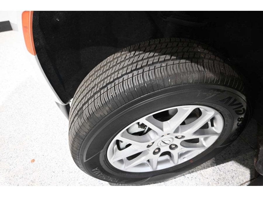 Used 2023 Chrysler Voyager LX FWD image 11