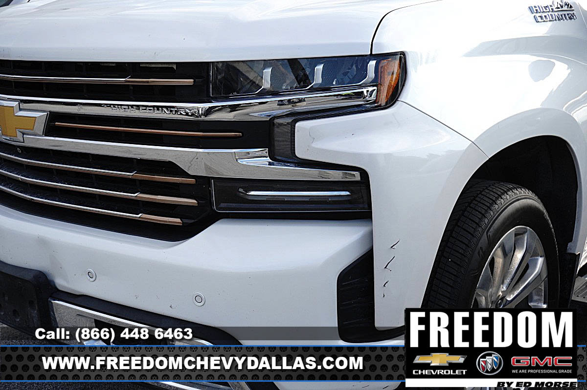 Used 2021 Chevrolet Silverado 1500 High Country w/ Technology Package AWD/4WD image 4