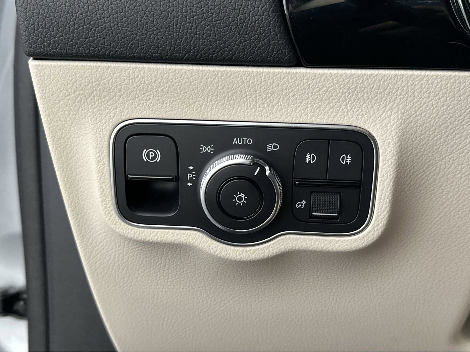 Used 2021 Mercedes-Benz GLA 250 image 22