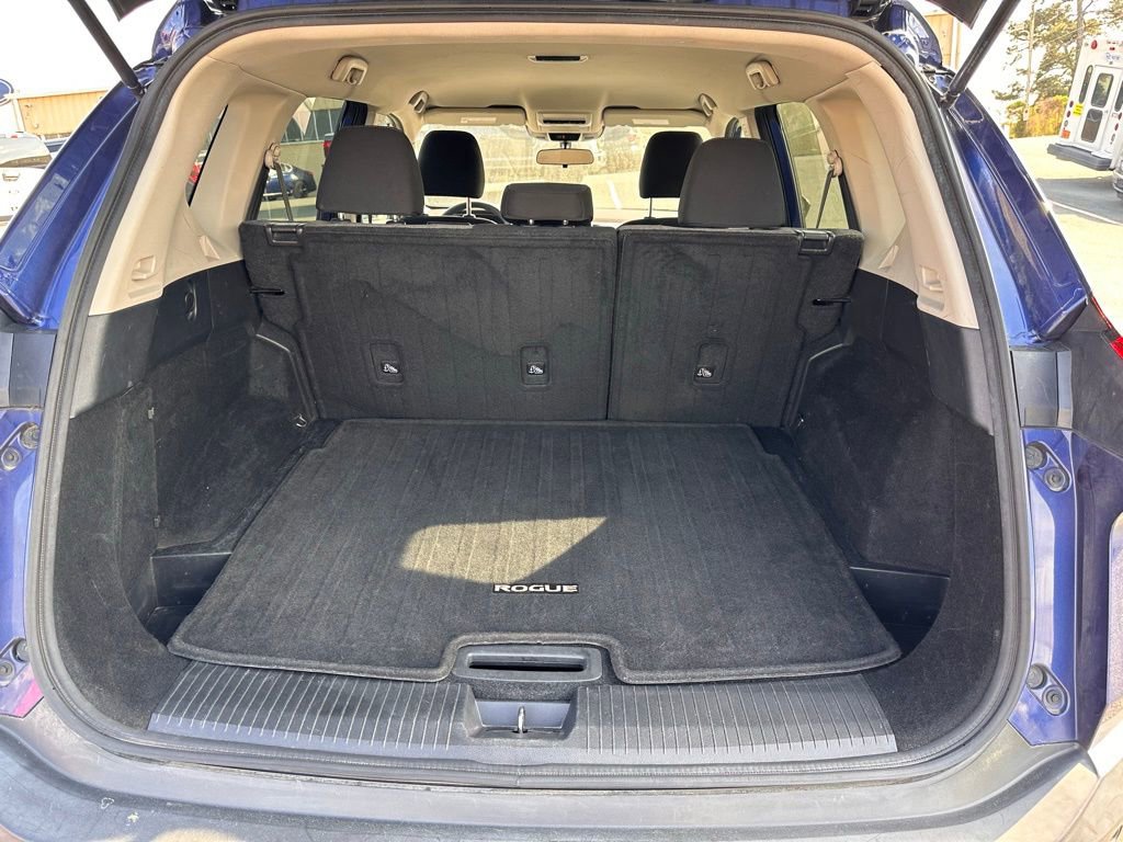 Used 2021 Nissan Rogue S image 38