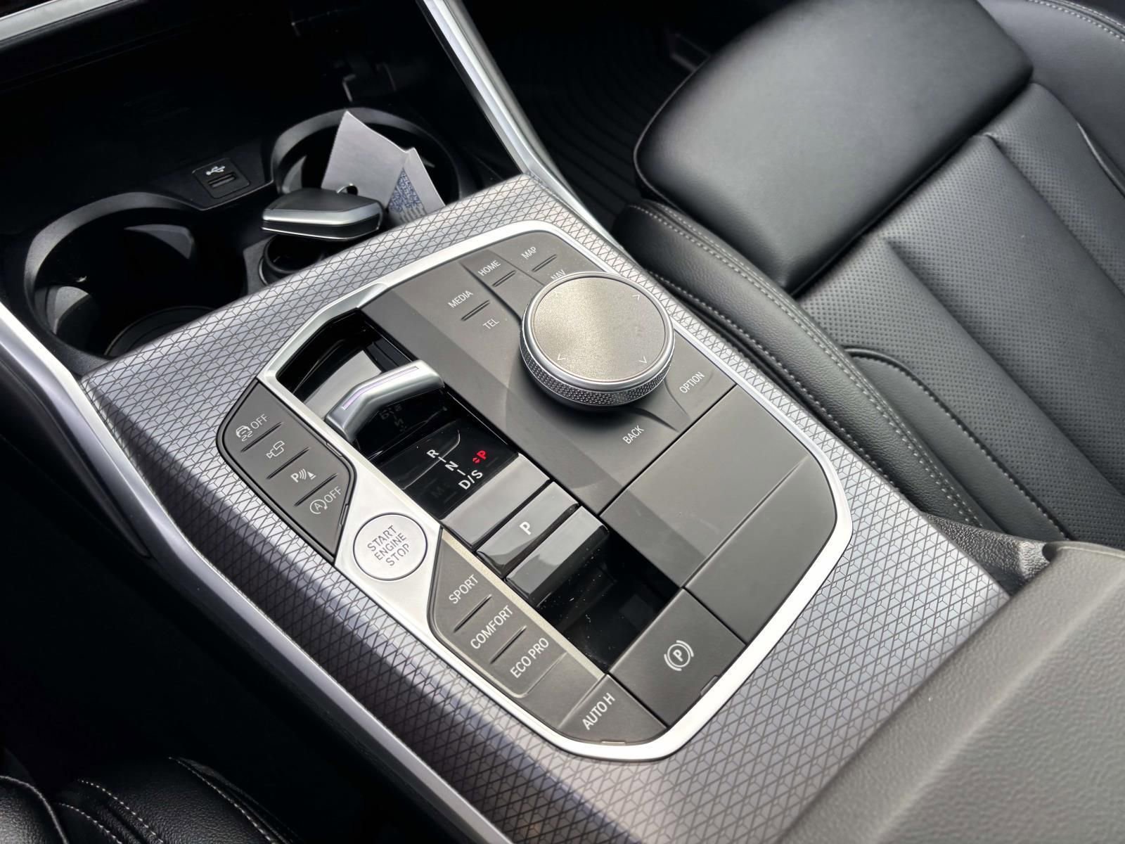 New 2026 BMW 330i xDrive Sedan w/ Premium Package image 22