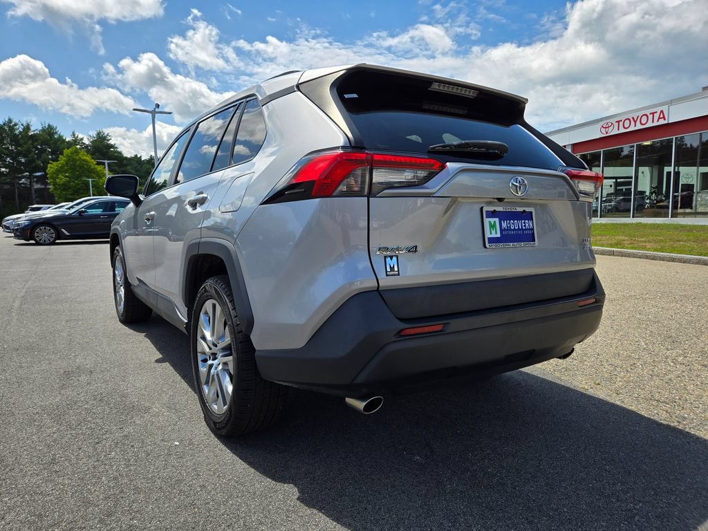 Used 2020 Toyota RAV4 XLE Premium AWD/4WD image 3