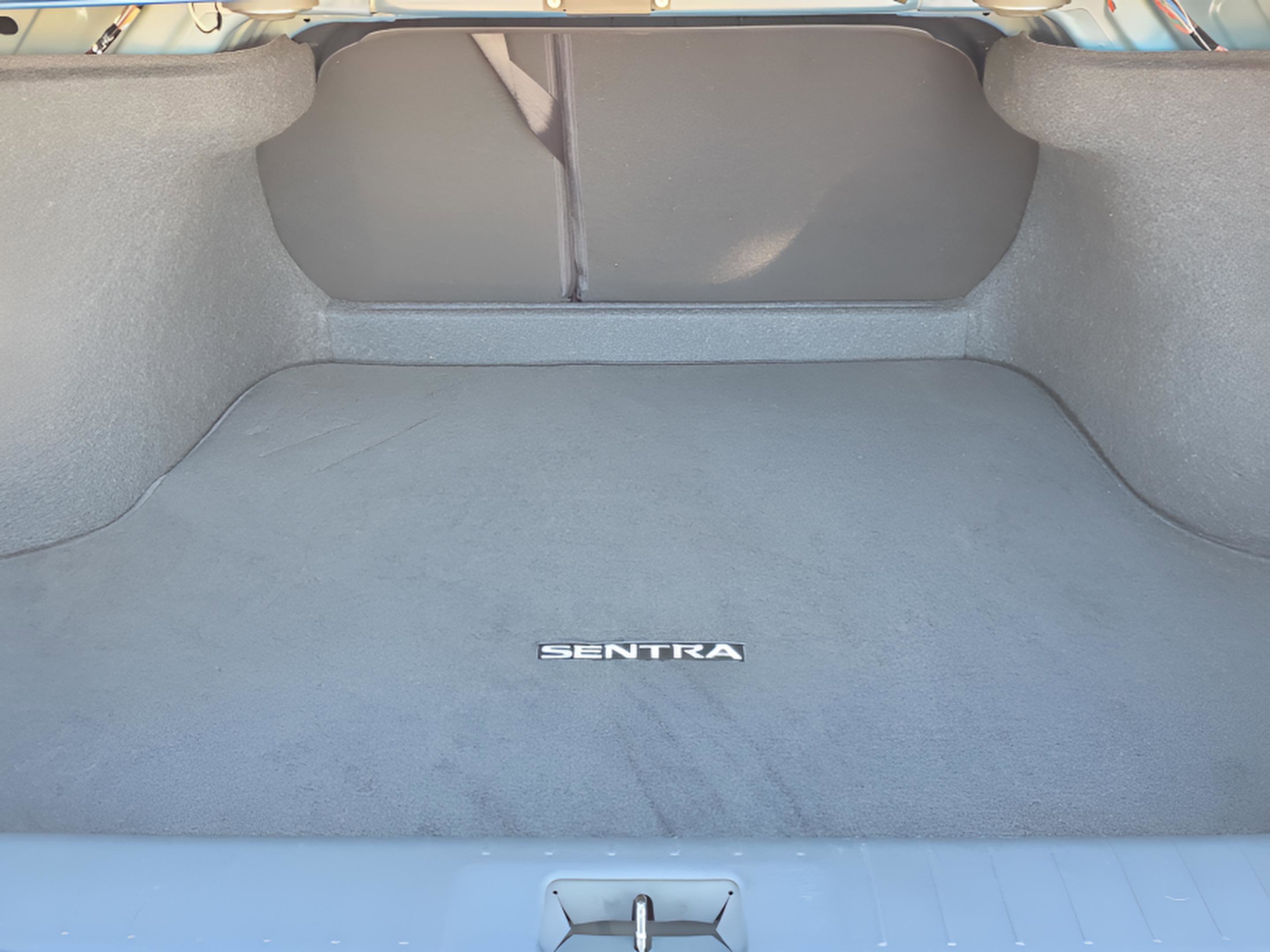 Certified 2025 Nissan Sentra SR image 10