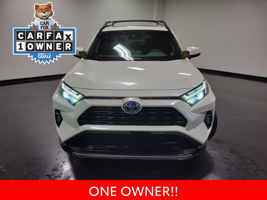 Used 2022 Toyota RAV4 SE w/ Convenience Package AWD/4WD image 3