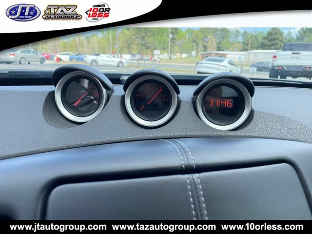 Used 2019 Nissan 370Z Coupe RWD image 16