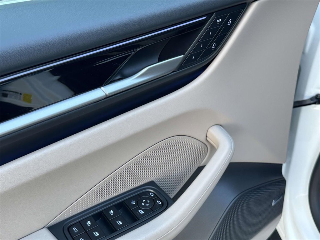 New 2025 Porsche Macan 4S Electric image 19