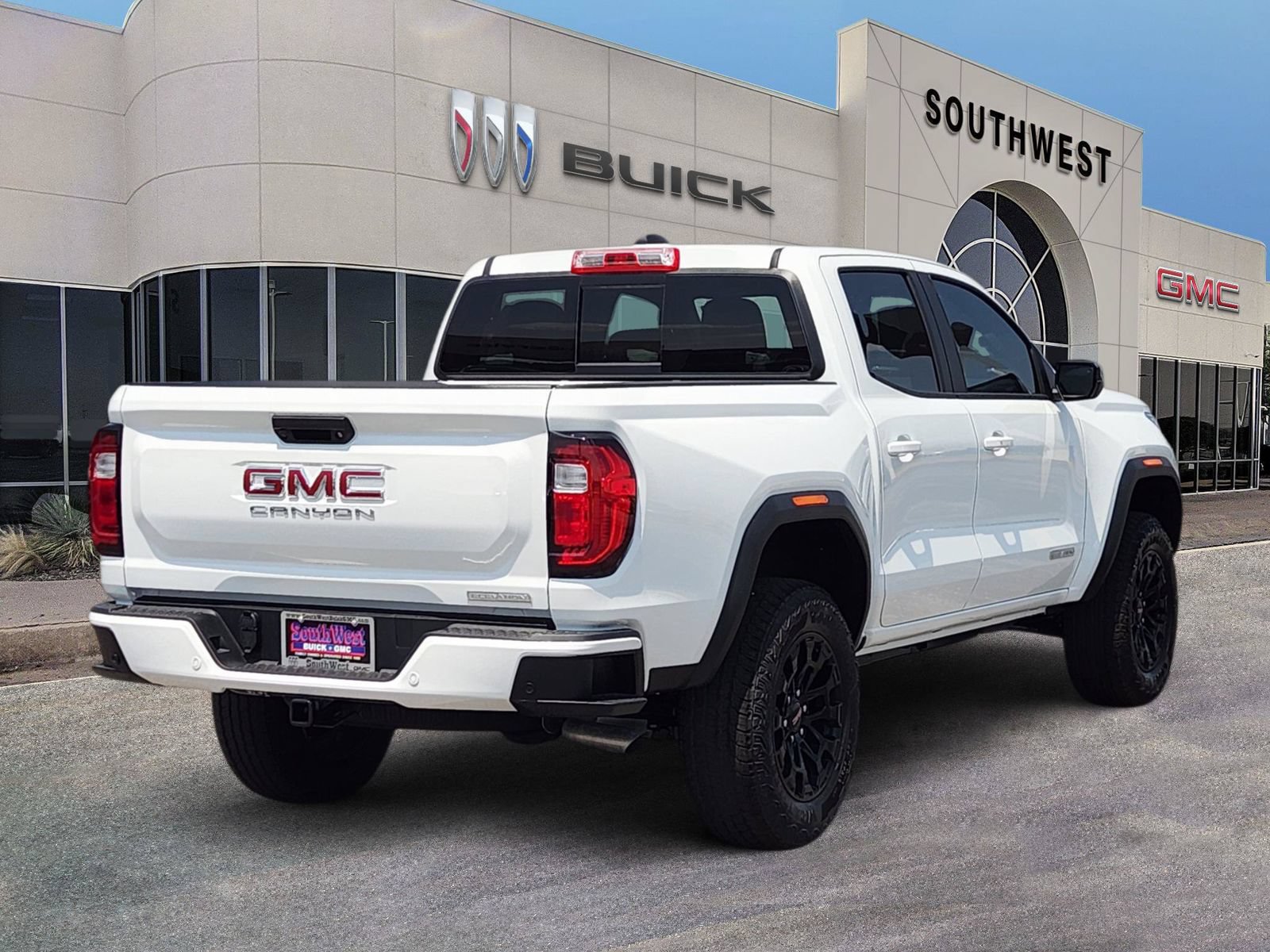 New 2026 GMC Canyon Elevation w/ Convenience Package RWD image 5