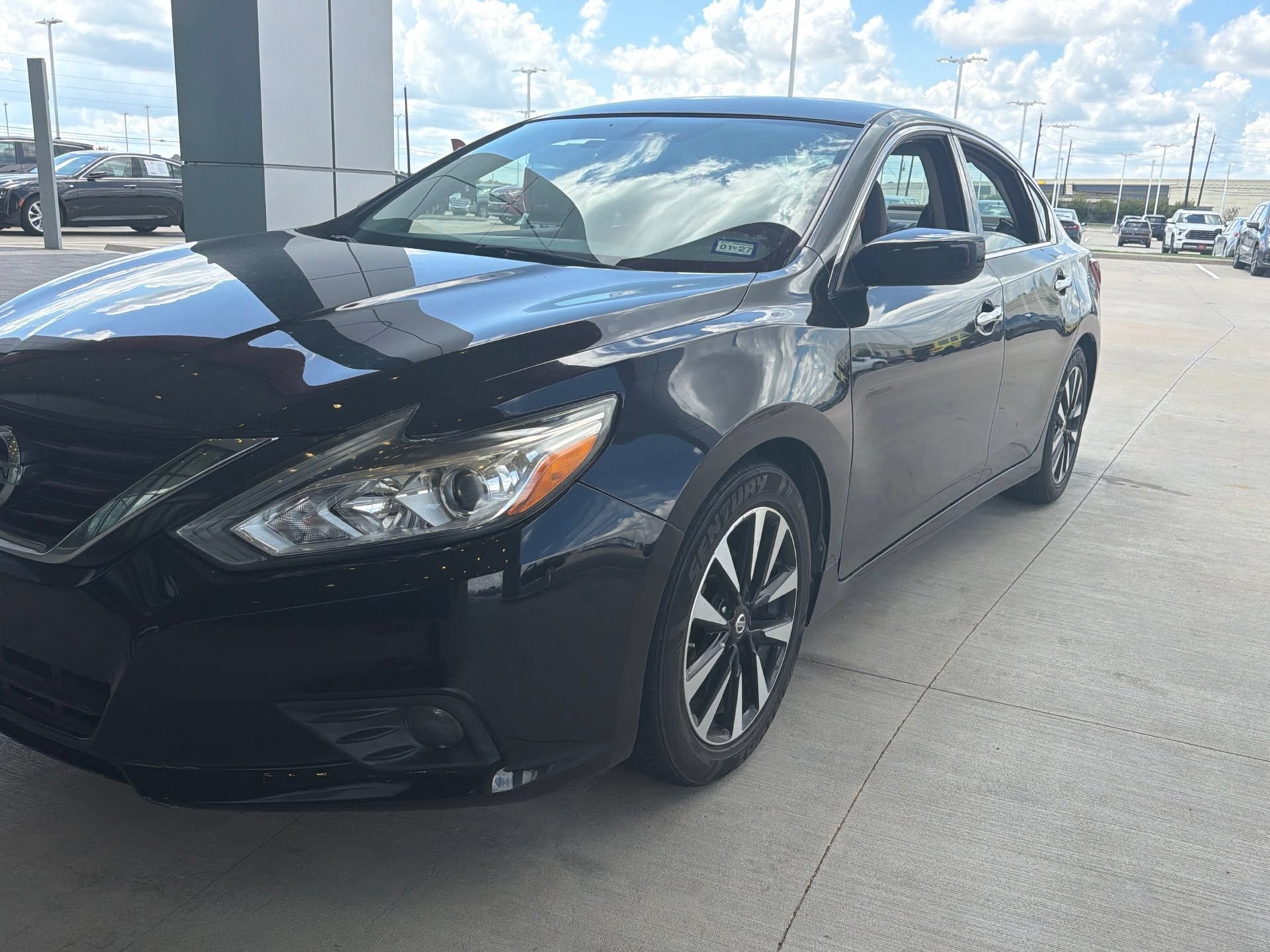 Used 2018 Nissan Altima 2.5 SV FWD image 7