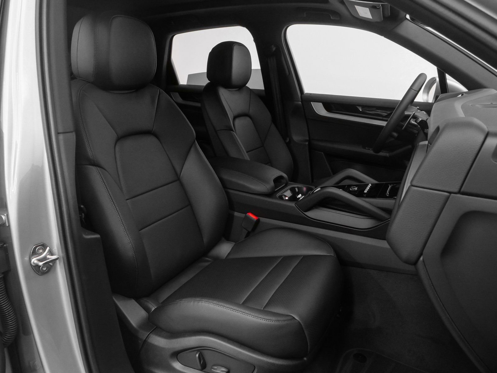 Certified 2025 Porsche Cayenne image 19