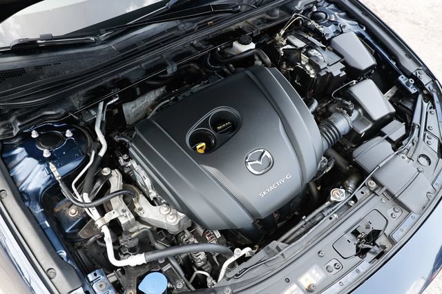 Used 2020 MAZDA MAZDA3 Hatchback w/ Preferred Package FWD image 47