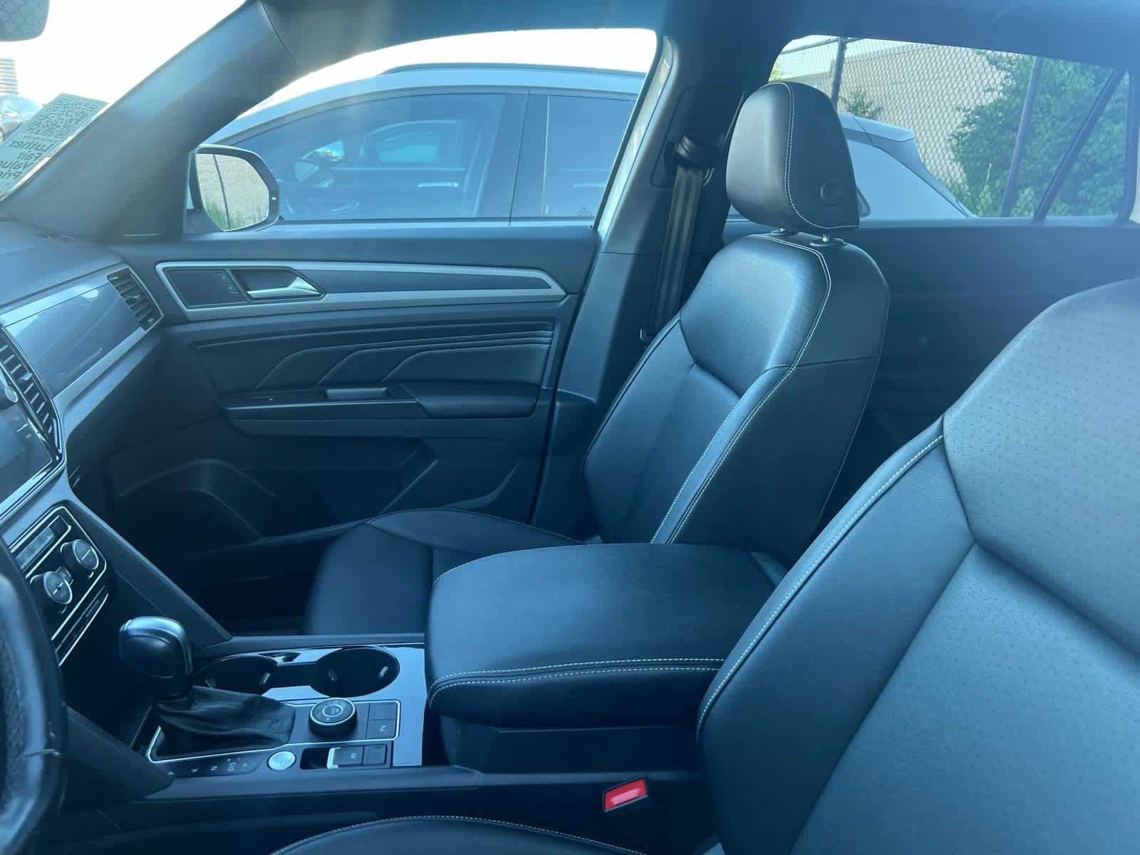 Used 2020 Volkswagen Atlas Cross Sport SEL AWD/4WD image 6