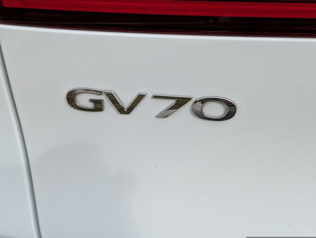 Certified 2023 Genesis GV70 2.5T w/ Sport Prestige Package AWD/4WD image 11