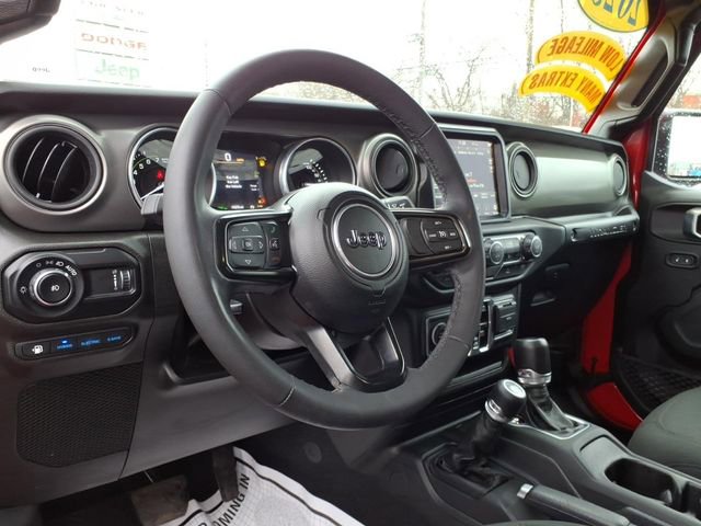 Certified 2023 Jeep Wrangler Willys 4xe w/ Sun & Screen Package image 22