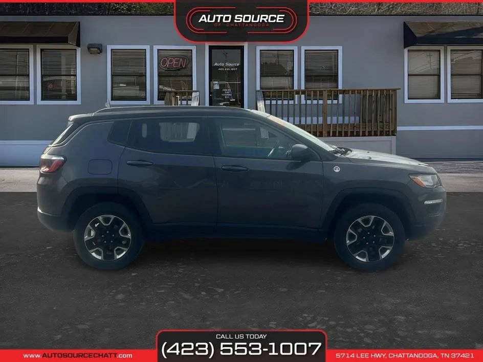 Used 2017 Jeep Compass Trailhawk w/ Navigation Group image 8