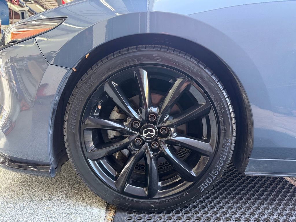 Used 2022 MAZDA MAZDA3 s image 38