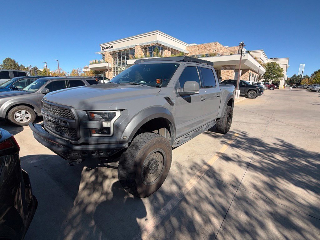 Used 2020 Ford F150 Raptor w/ Equipment Group 802A Luxury AWD/4WD image 2