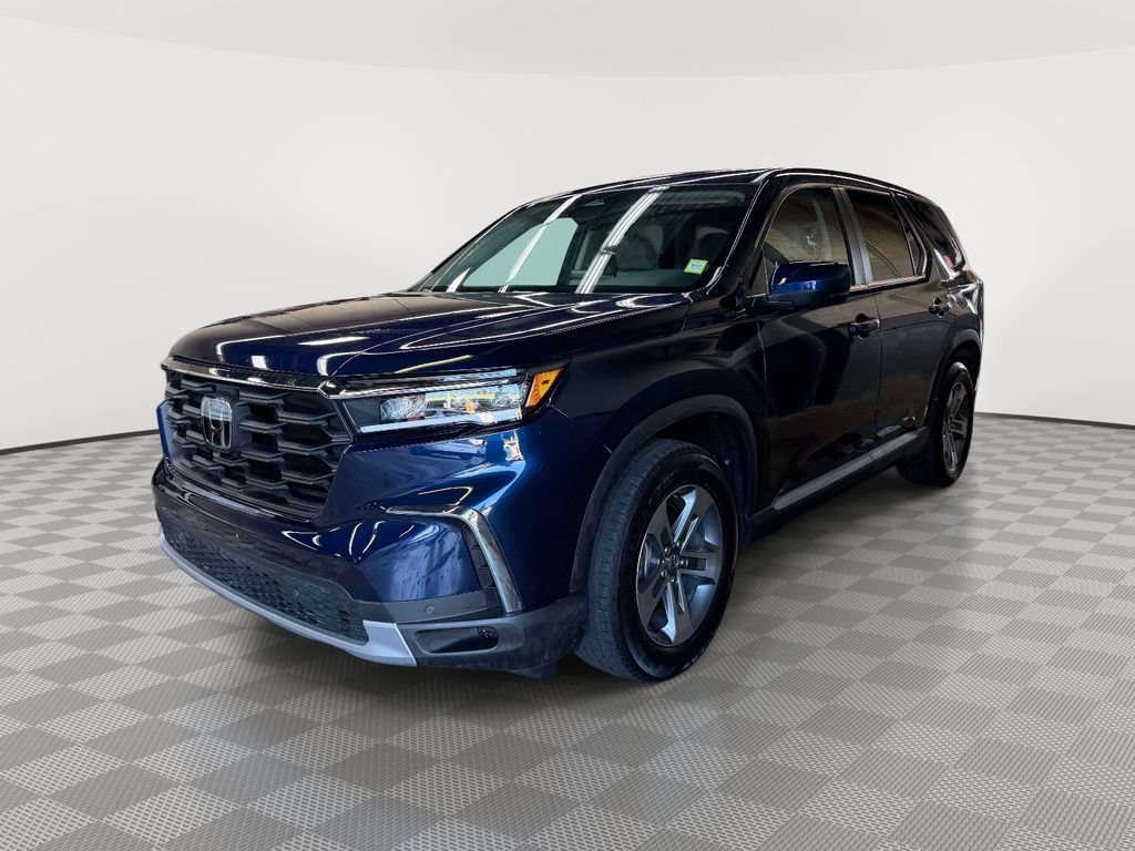 Used 2025 Honda Pilot EX-L image 3