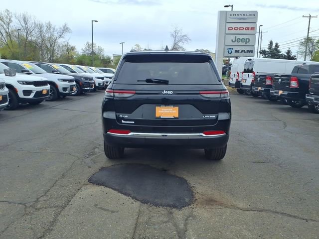 Certified 2023 Jeep Grand Cherokee Limited AWD/4WD image 6