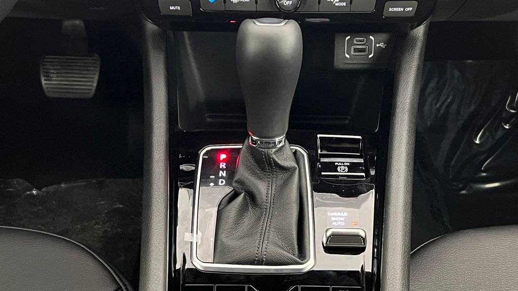 New 2026 Jeep Compass Latitude image 13