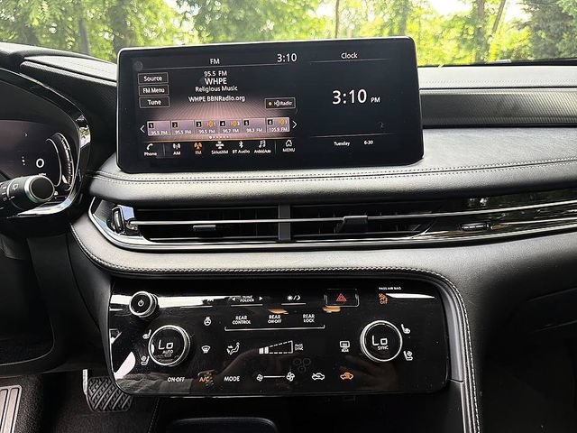 Certified 2022 INFINITI QX60 Luxe w/ Cargo Package AWD/4WD image 17
