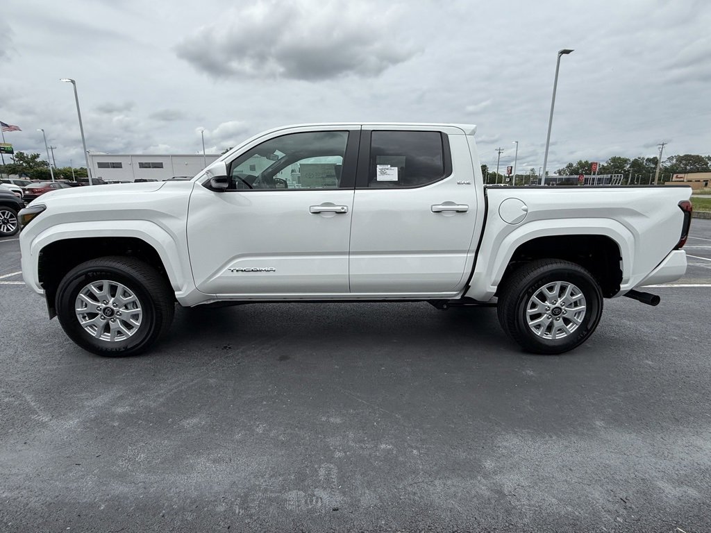 New 2025 Toyota Tacoma SR5 image 5