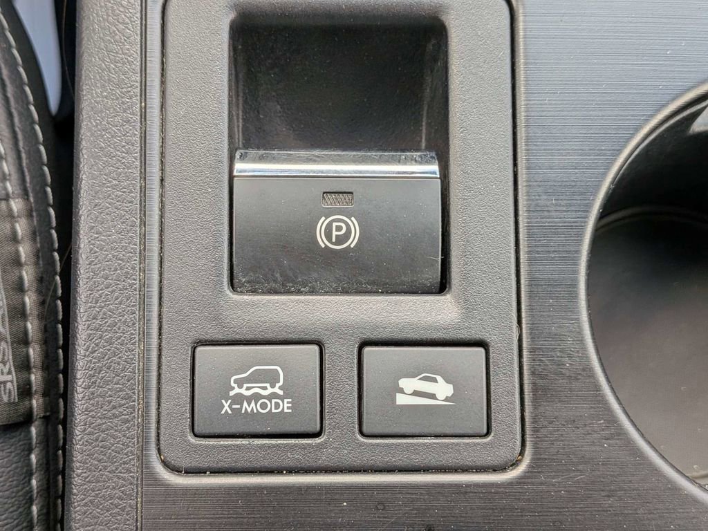 Used 2016 Subaru Outback 2.5i Limited image 24