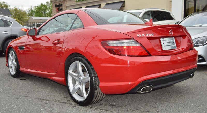 Used 2012 Mercedes-Benz SLK 350 image 8