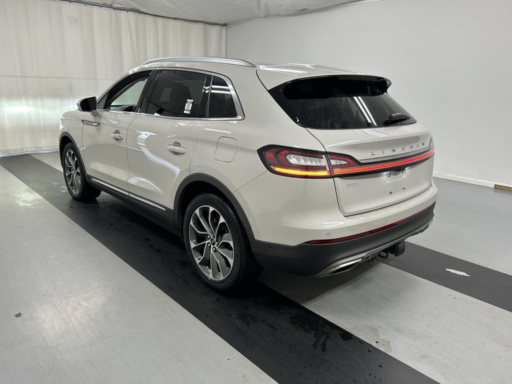 Used 2023 Lincoln Nautilus Reserve w/ Equipment Group 201A AWD/4WD image 7