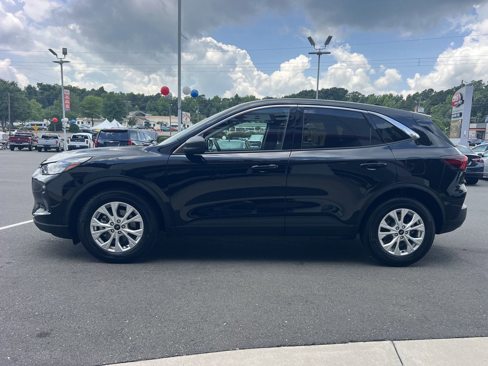 Used 2024 Ford Escape Active image 6