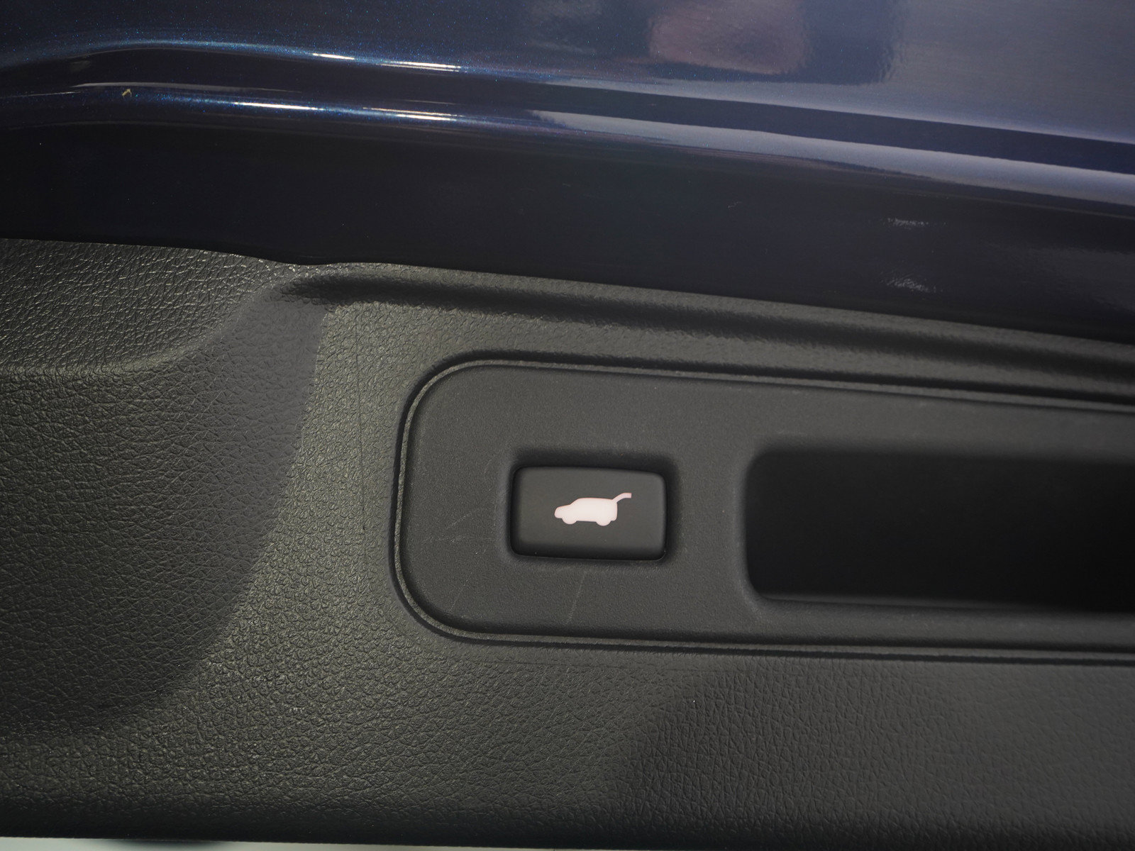 Used 2023 Honda Passport EX-L image 11