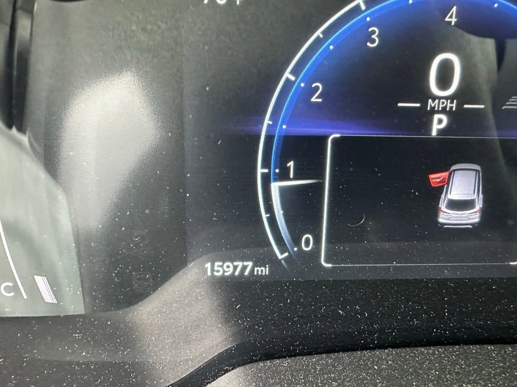 Used 2023 Toyota Corolla Cross XLE w/ Convenience Package image 13