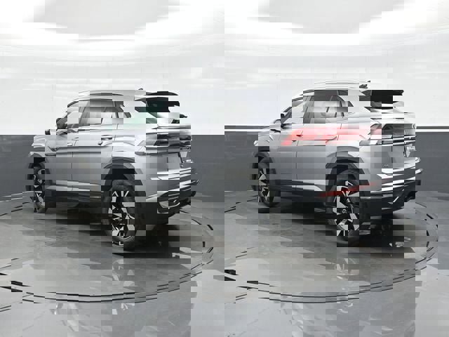 New 2026 Volkswagen Atlas Cross Sport SE image 5