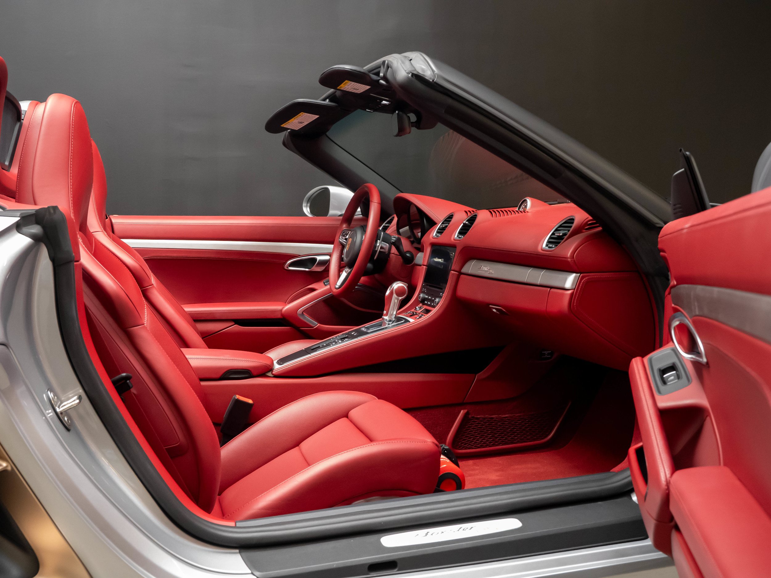 Certified 2022 Porsche 718 Boxster RWD image 33