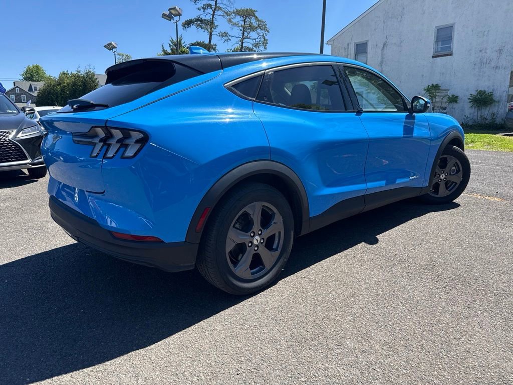 Used 2022 Ford Mustang Mach-E Select AWD/4WD image 4