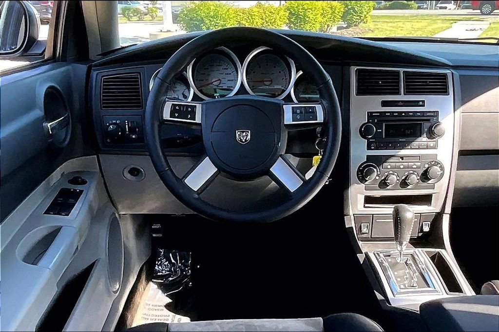 Used 2007 Dodge Charger SRT8 w/ SRT Option Group I RWD image 17