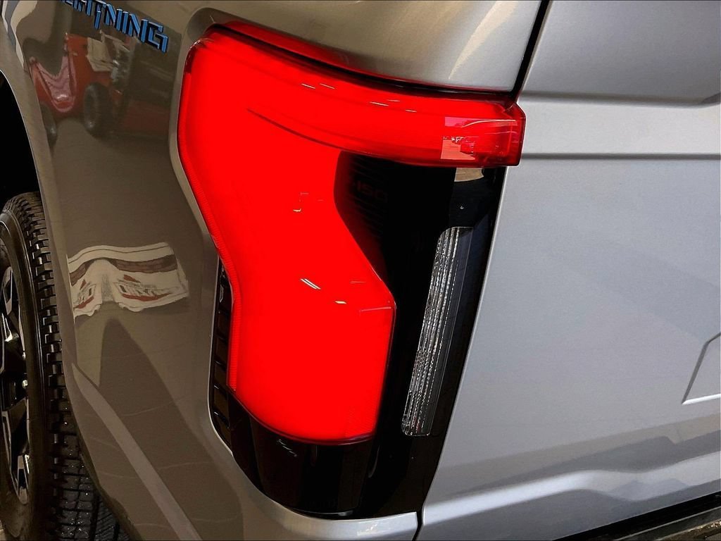 Used 2023 Ford F150 Lightning XLT w/ Max Trailer Tow Package AWD/4WD image 34