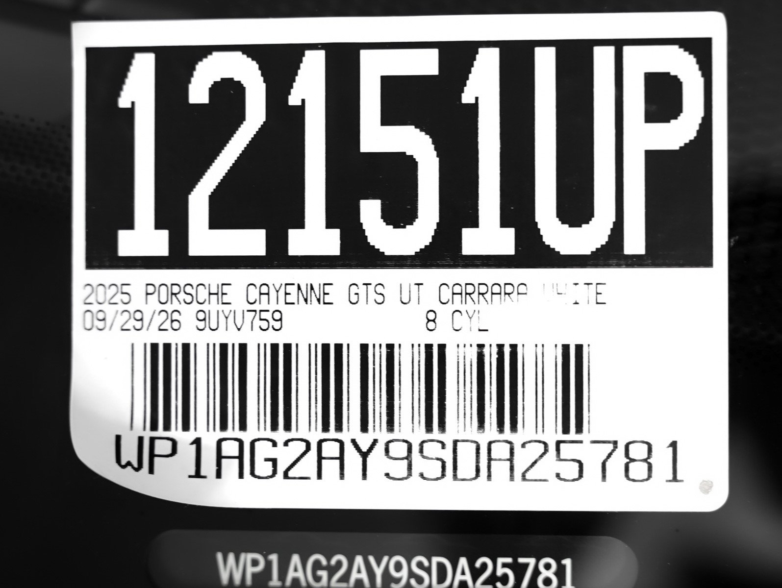 Certified 2025 Porsche Cayenne GTS AWD/4WD image 31