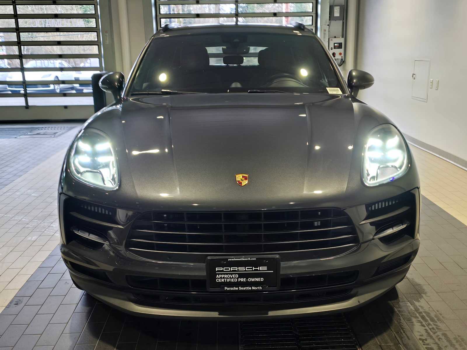 Used 2021 Porsche Macan S image 10
