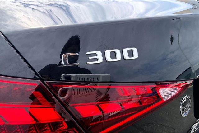Used 2025 Mercedes-Benz C 300 4MATIC Sedan image 8