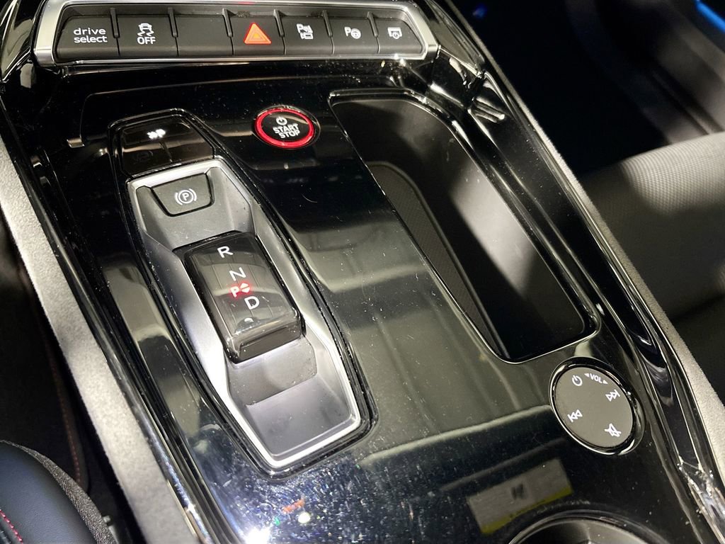Used 2022 Audi RS e-tron GT AWD/4WD image 18
