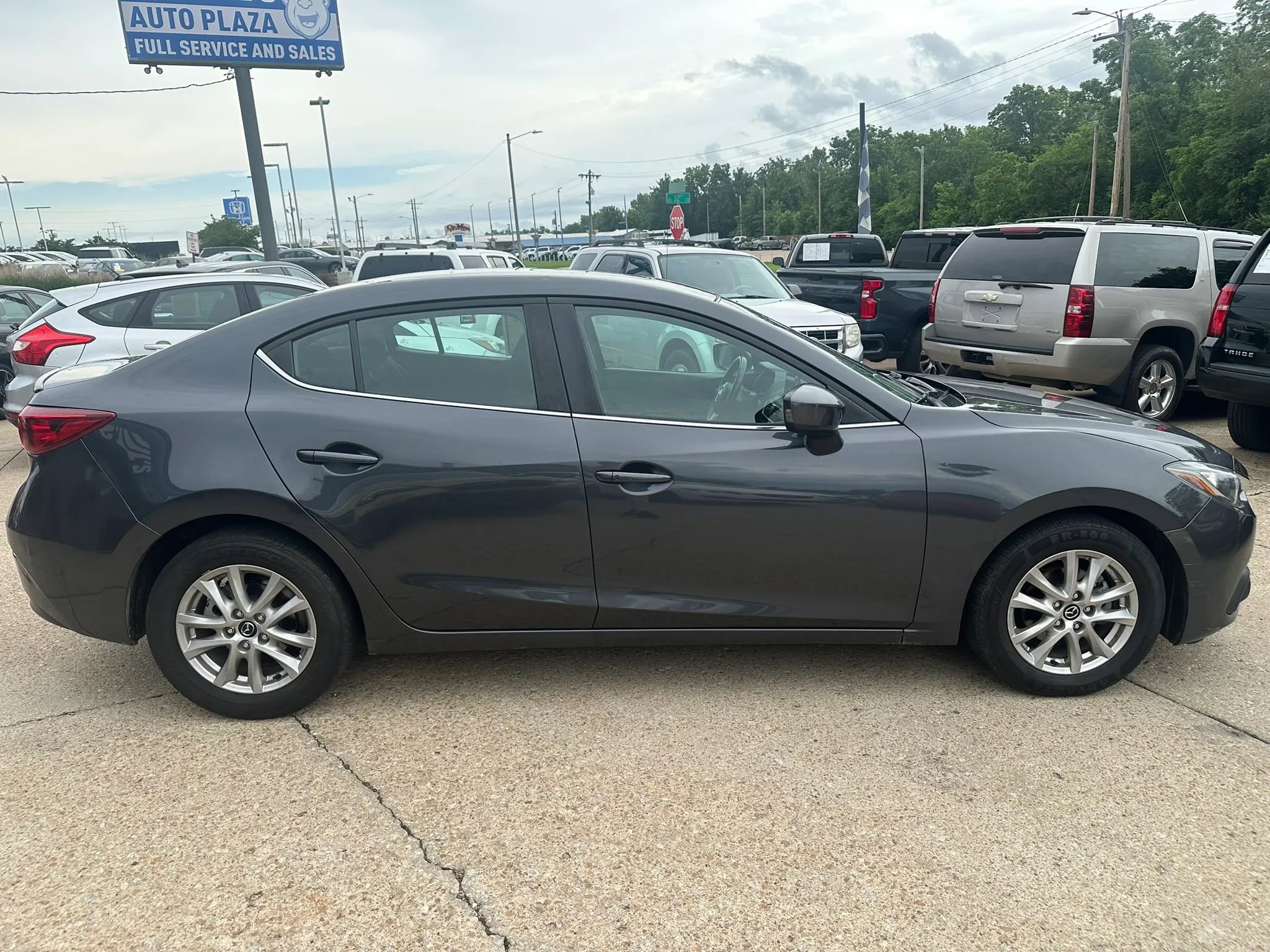 Used 2016 MAZDA MAZDA3 i Touring FWD image 4