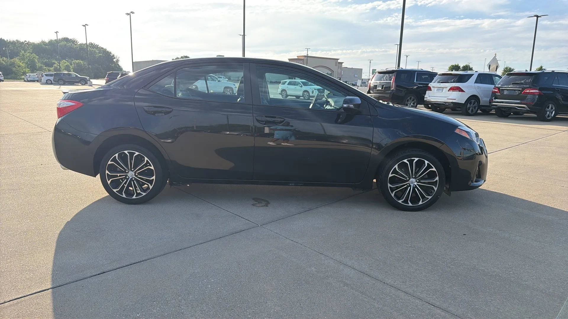 Used 2016 Toyota Corolla S FWD image 20