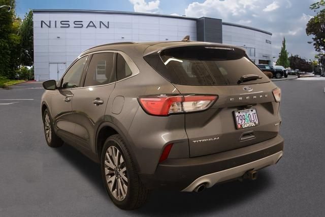 Used 2022 Ford Escape Titanium w/ Class II Trailer Tow Package AWD/4WD image 5