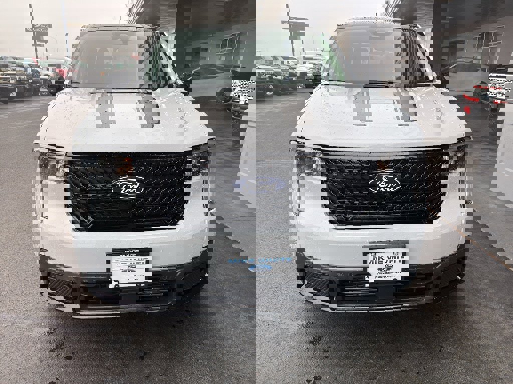 New 2026 Ford Maverick Lariat image 2