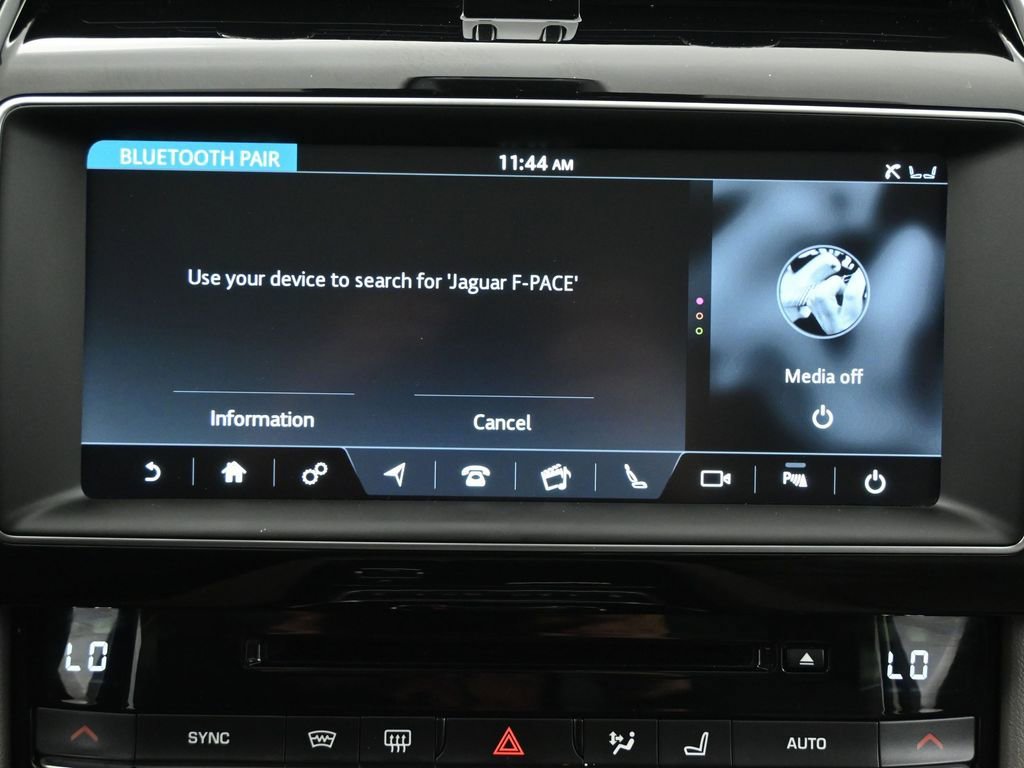 Used 2020 Jaguar F-PACE R-Sport image 30