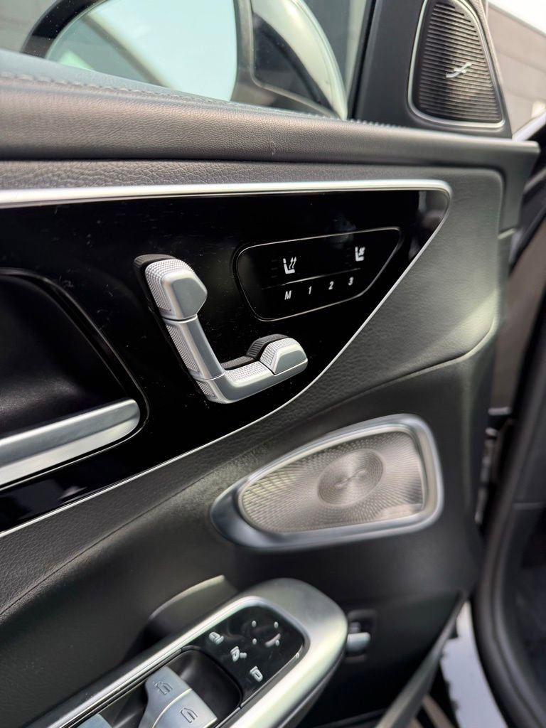 Certified 2023 Mercedes-Benz C 300 image 3