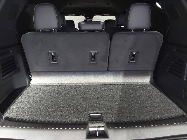 New 2026 Chevrolet Traverse High Country FWD image 27