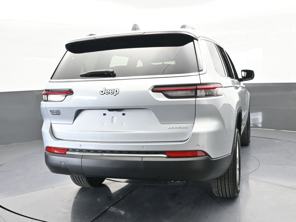 New 2026 Jeep Grand Cherokee L Laredo RWD image 5